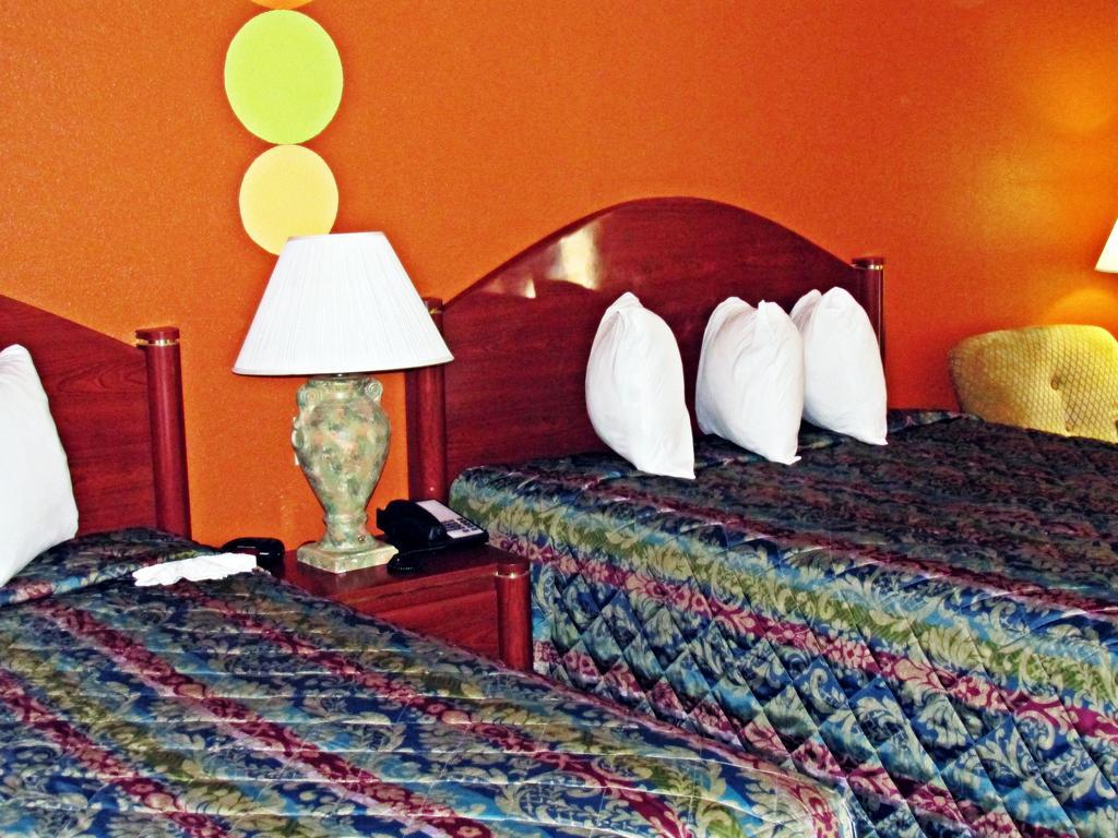 Economy Inn Thibodaux Room photo