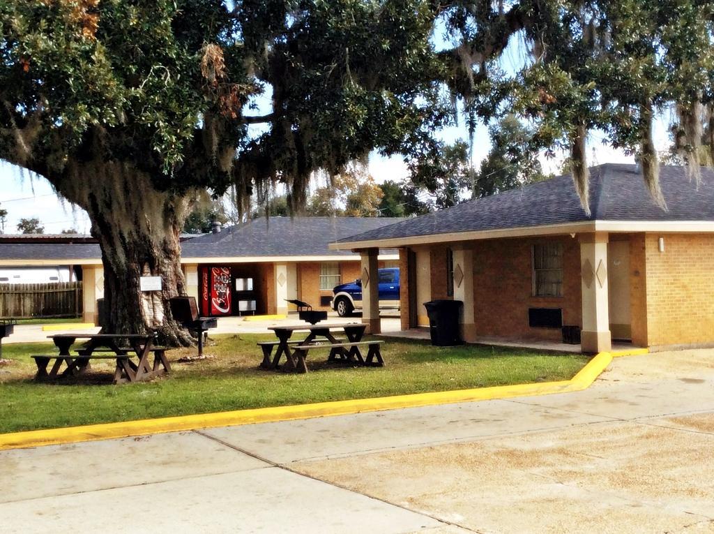 Economy Inn Thibodaux Exterior photo